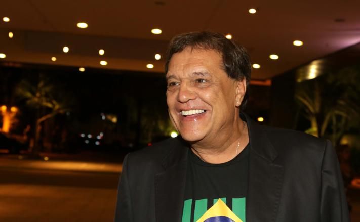 Dennis Carvalho é internado em estado grave no Rio de Janeiro O Popular