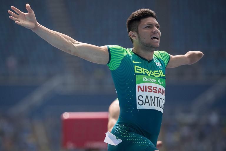 Olimpíadas Rio 2016: Atletas acusados por Sérgio Cabral negam ter