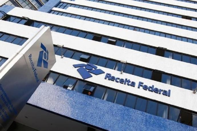 Calendário de dias pontes para 2024 é aprovado por trabalhadores da Junior  Flex