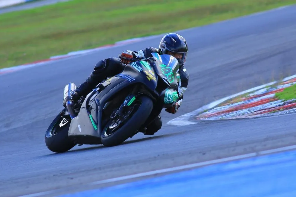 Goiânia recebe Km de arrancada de moto neste domingo (7)