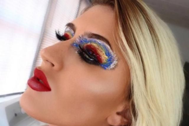 Maquiagem Passo a Passo: Como Fazer uma Maquiagem Perfeita!  Colorful eye  makeup, Eyeshadow makeup, Makeup tutorial eyeshadow