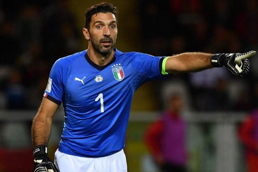 Gianluigi Buffon prestes a jogar na segunda divisão italiana