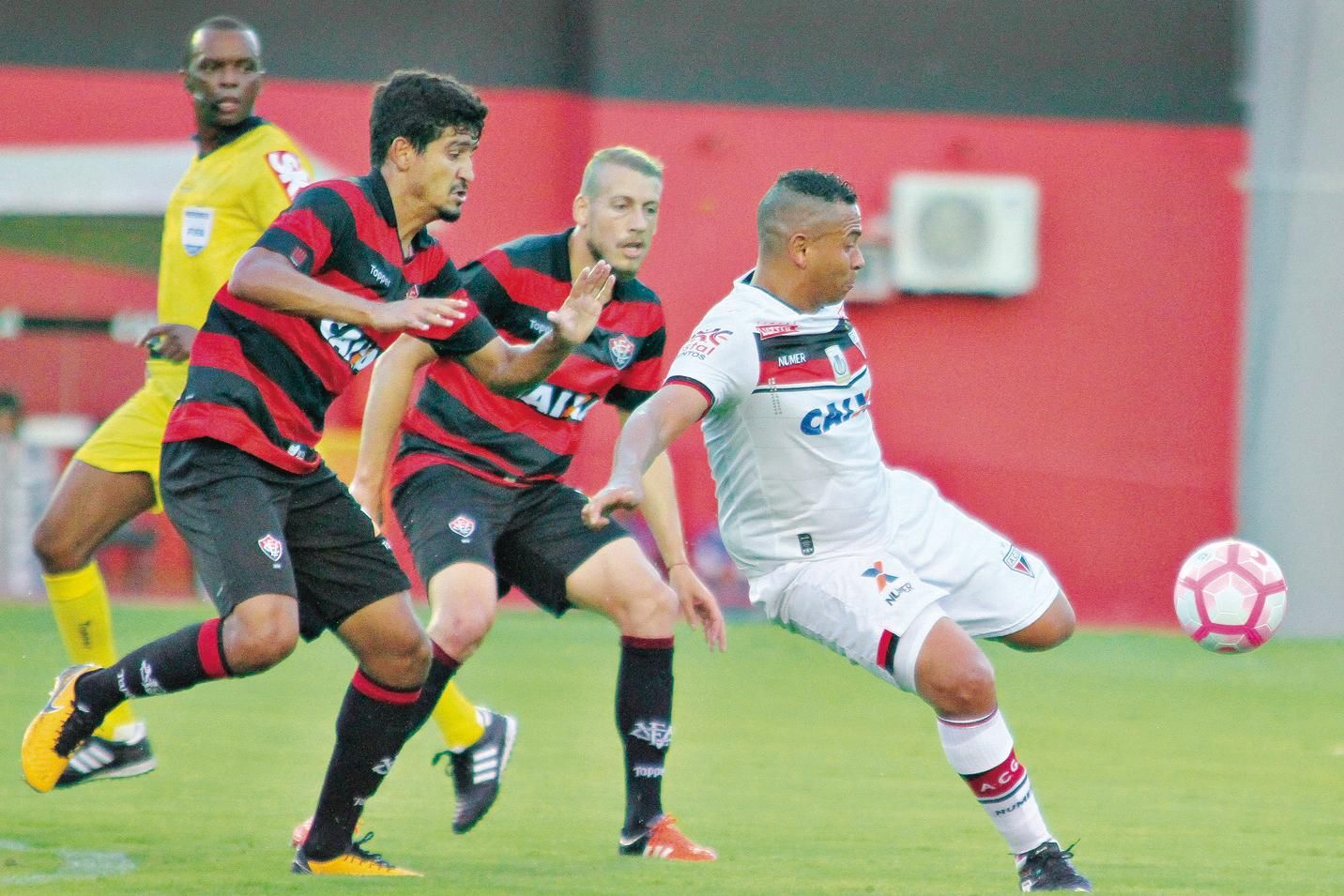 Lucas Cardoso afirma estar pronto para estrear pelo Botafogo-SP:  ''Oportunidade ímpar