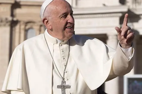 Possível renúncia do Papa Francisco revela que não é um homem