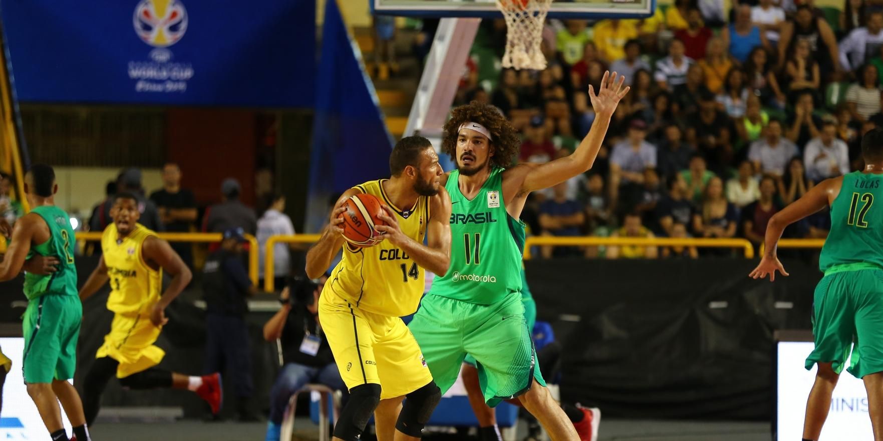 Novo técnico do Brasil convoca Varejão, Georginho e um da NBA em