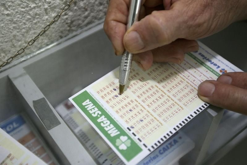 Bolão da Caixa Econômica já está liberado nas lotéricas - Economia