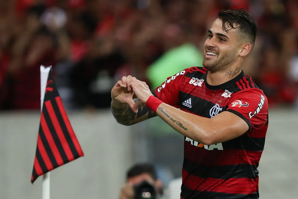 Flamengo vence o Fortaleza e fica a seis pontos da liderança