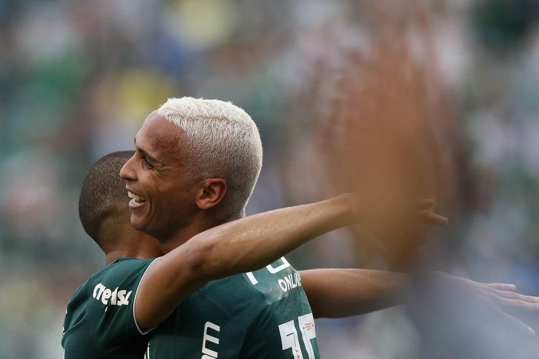 Internacional vence o São Paulo e abre vantagem na final do