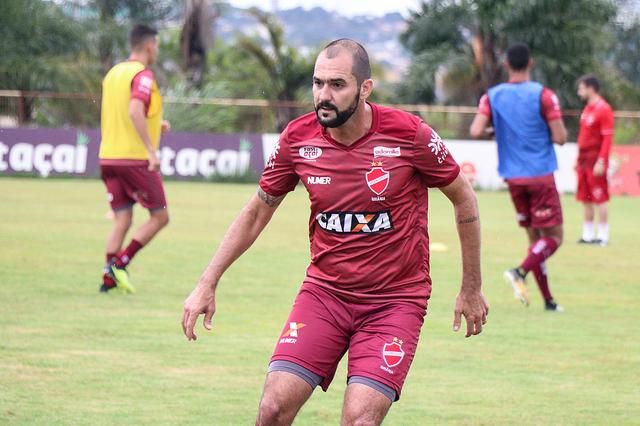 Algumas reações de torcedores do Vila Nova após a derrota para o ABC, no  último Sábado. : r/futebol