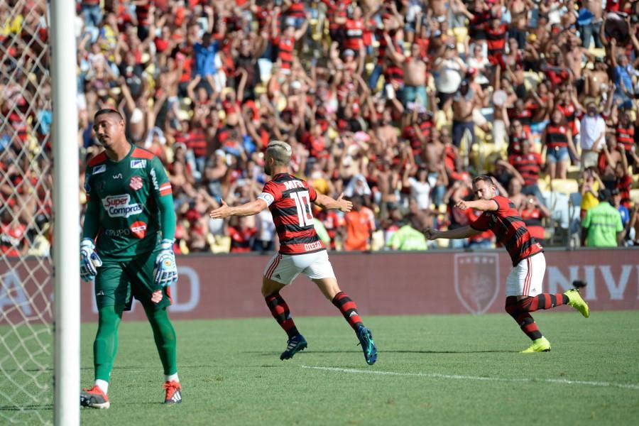 Fator Tite” anima torcedores para jogo entre Flamengo x Santos