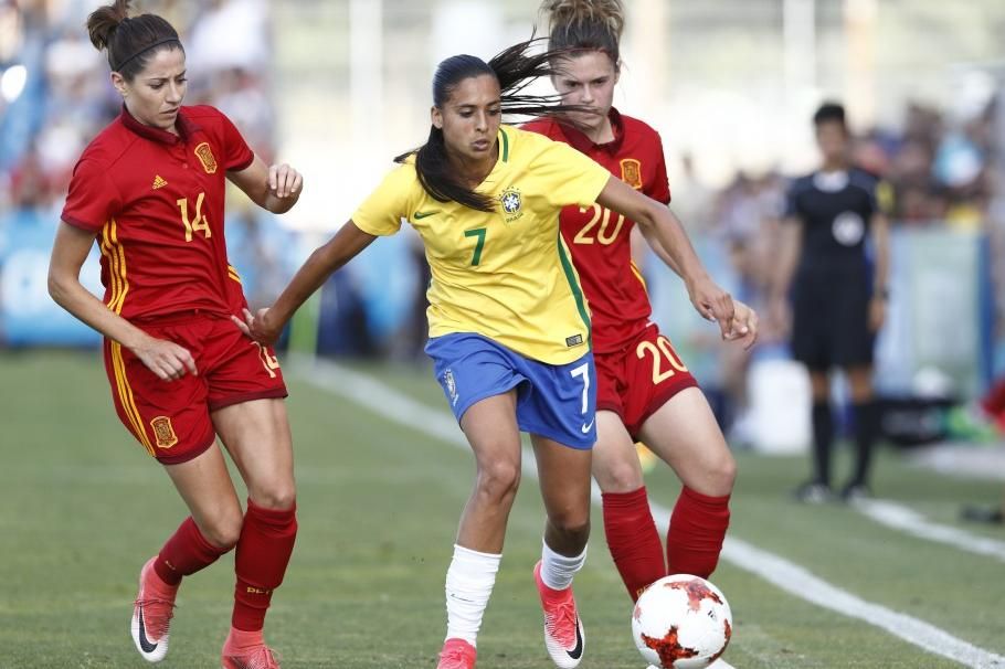 Onze Minutos: Comissão de Esporte vai debater o futebol feminino