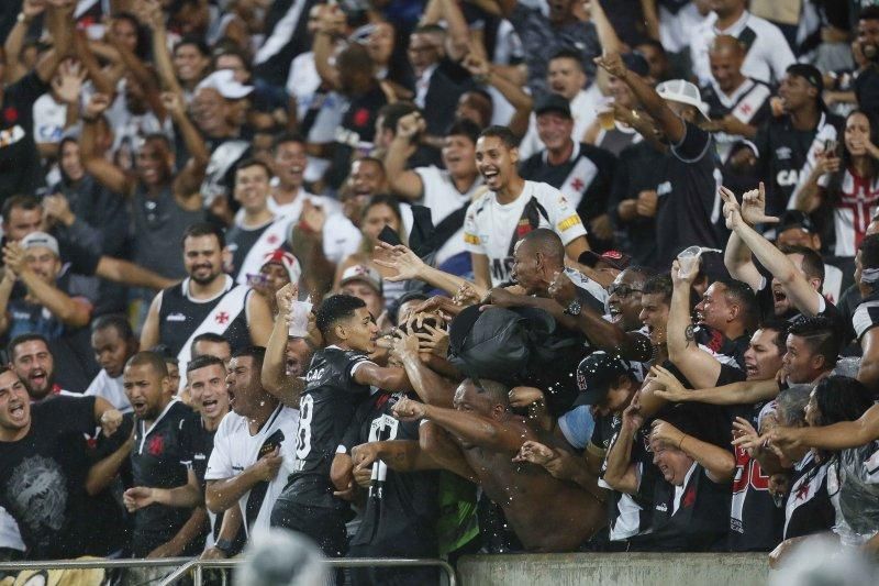 Jogando no Maracanã, Vasco é superado pelo Flamengo no Campeonato Brasileiro  – Vasco da Gama