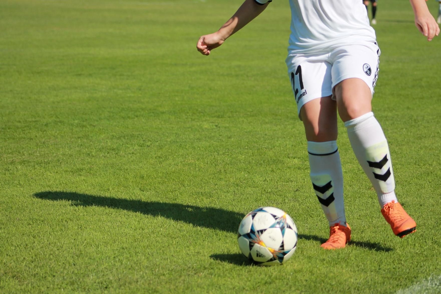 Saiba como e onde assistir a cada campeonato internacional de futebol