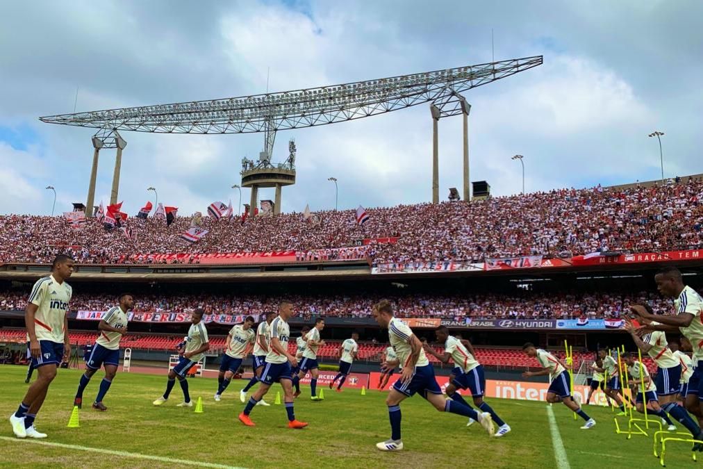 Palmeiras recebe integrantes de torcida organizada na véspera de decisão