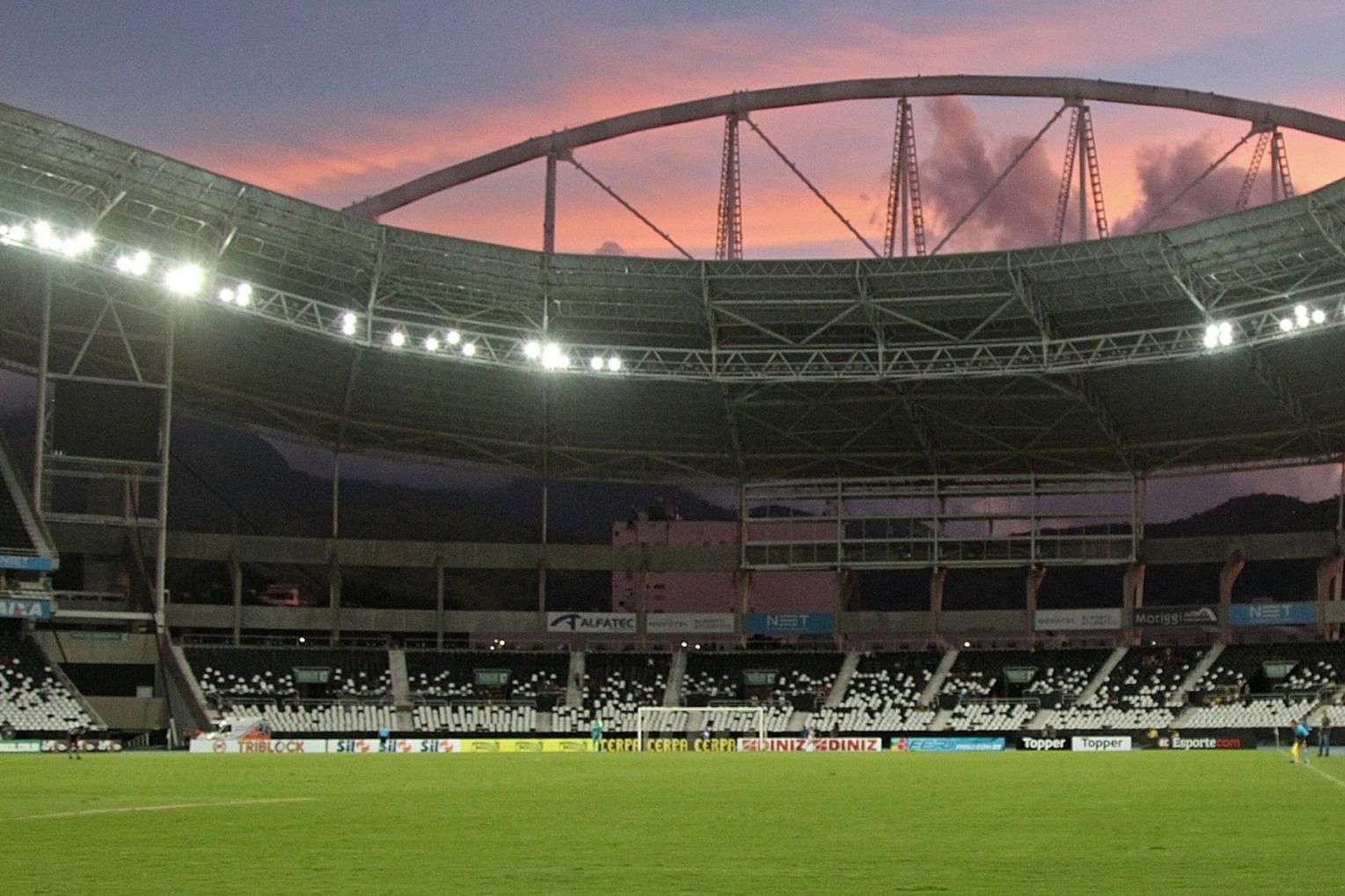 Após sair de Brasília, Fla-Flu será disputado no estádio Nilton