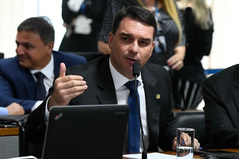 Vaga do STF: Vanderlan Cardoso e senadores do PSD receberão Flávio