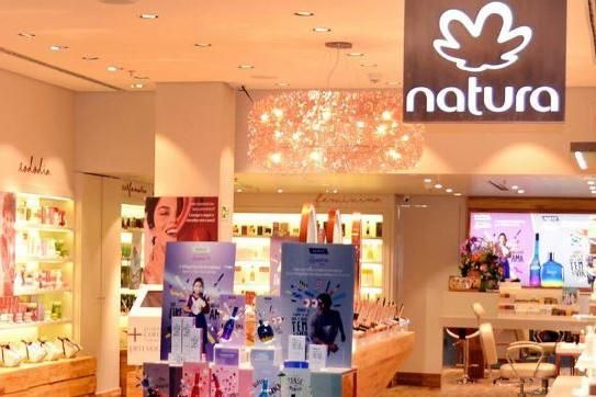 Natura compra Avon e vira a quarta maior do mundo no ramo da