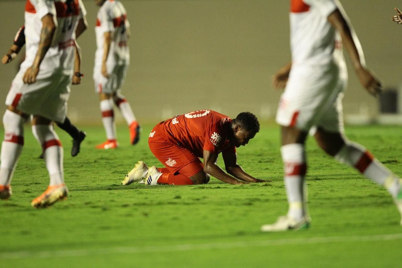 CRB entra em campo hoje com cobrança da sua torcida para vencer; chega de  empates em casa!