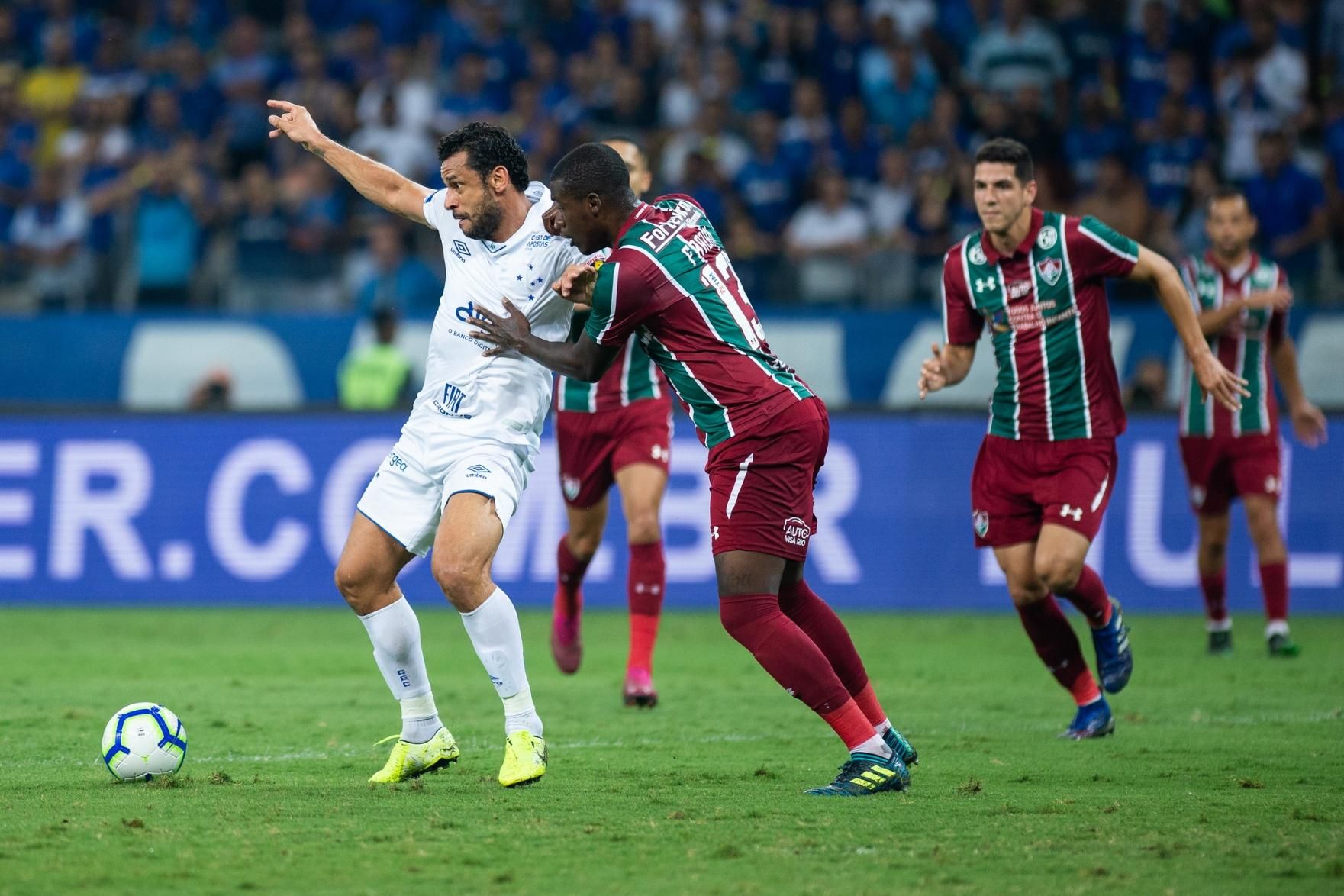 Cruzeiro tem gol anulado no fim e empata com o Bahia em jogo de