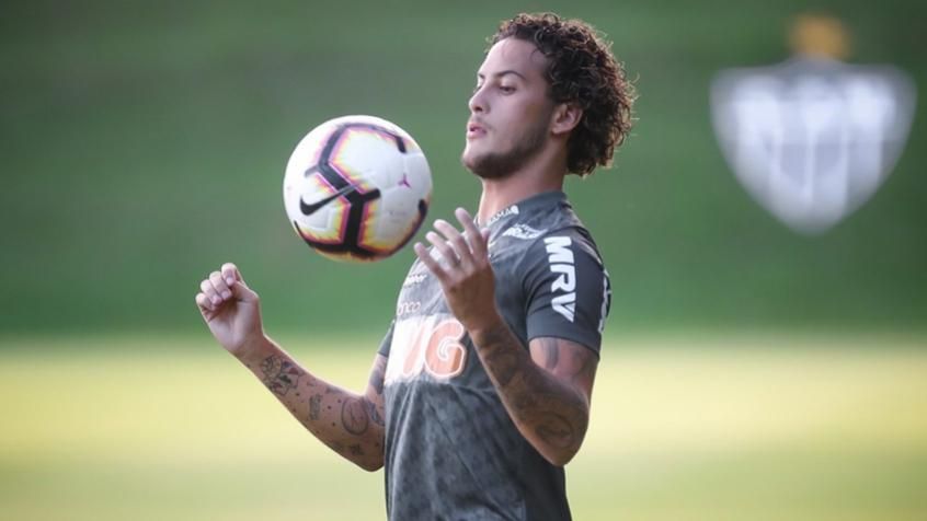 Wesley Costa pede desculpas para a torcida do Grêmio por erro em