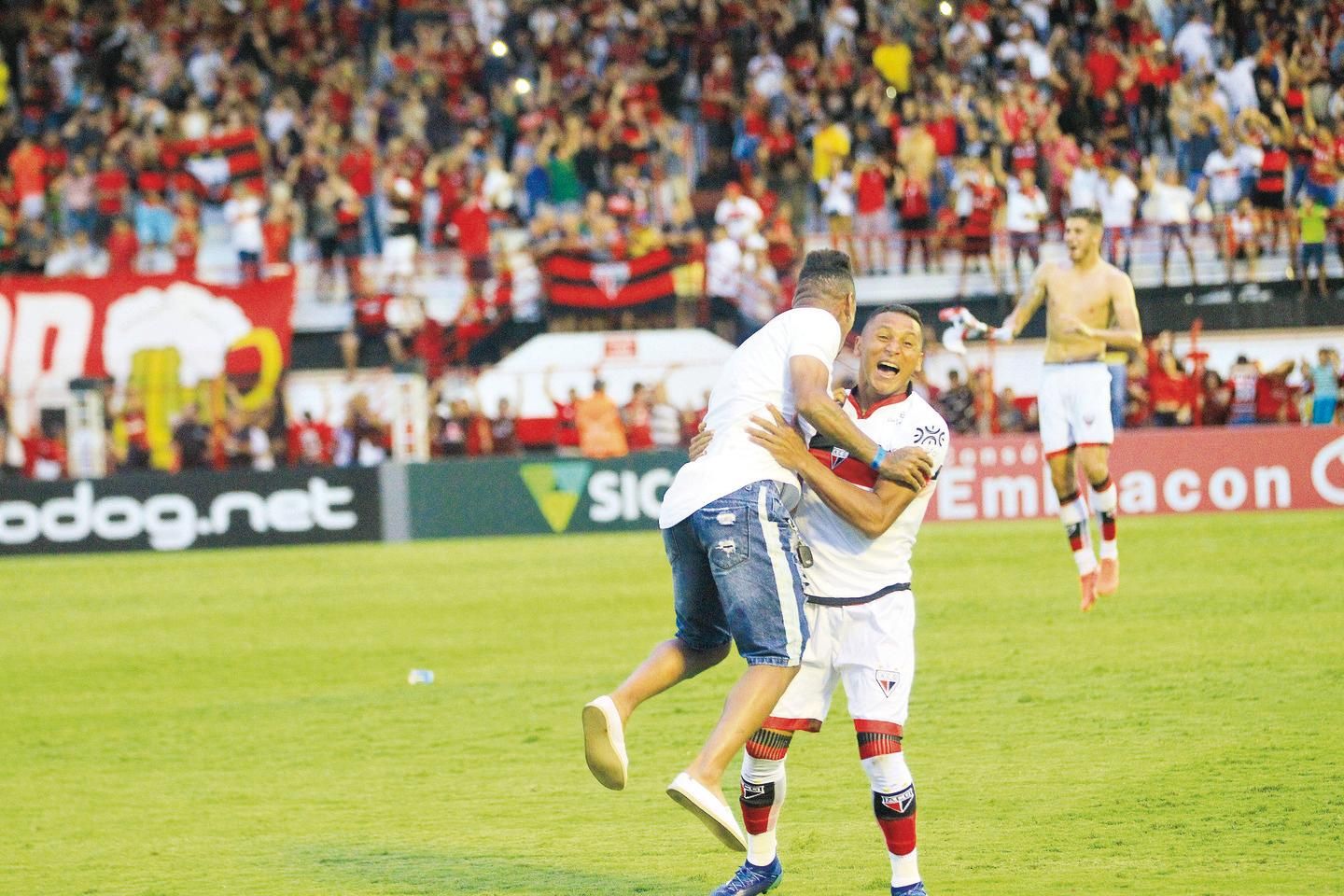 Arena América vira prioridade para jogos do América-RN em 2024; veja fotos, américa-rn