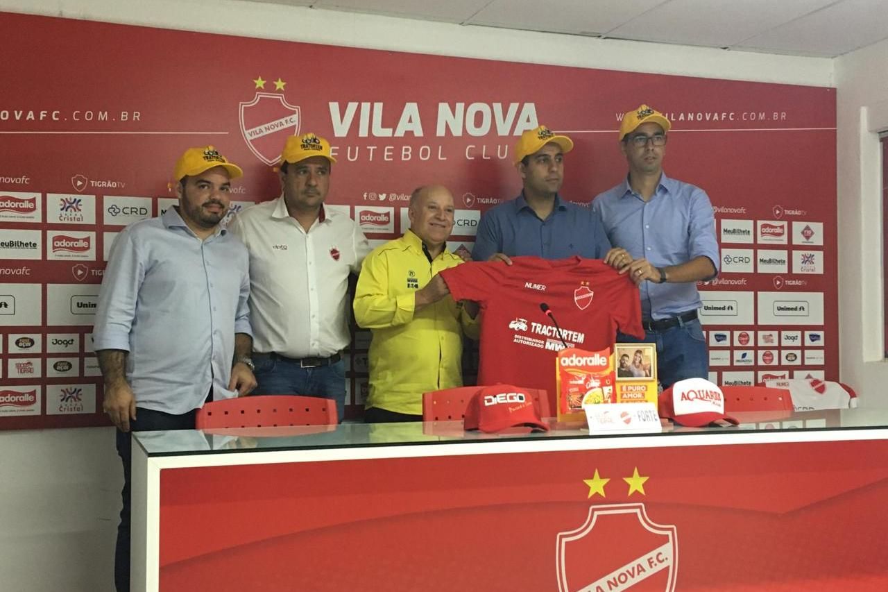 Matheuzinho destaca união do grupo do Vila Nova