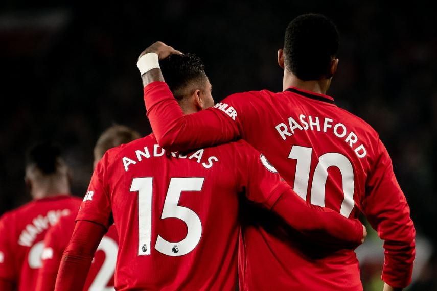 Manchester United vence e goleia o Newcastle em casa com dois de Martial, futebol inglês