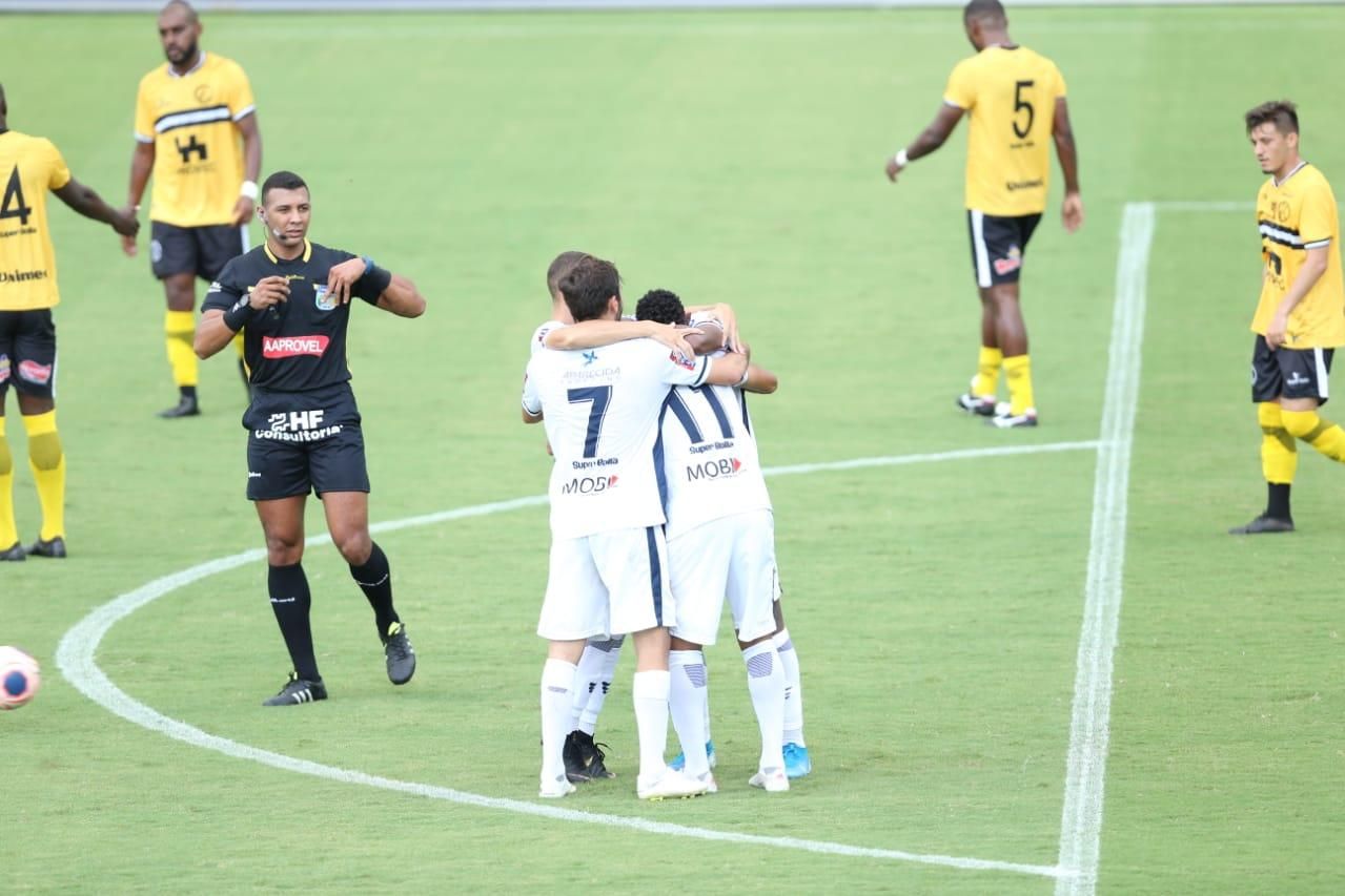 Paulo Fonseca sofre a quarta derrota nos últimos sete jogos e