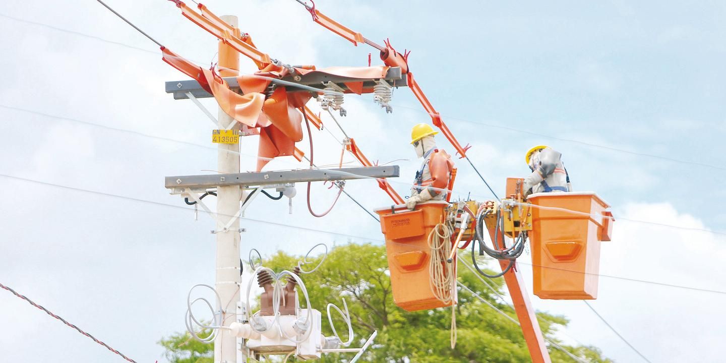 Governo estadual acompanha nos bastidores possível venda da Enel Goiás