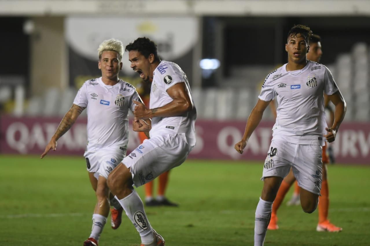 Flamengo supera ferrolho do Olimpia, vence no Maracanã e abre vantagem nas  oitavas da Libertadores, Flamengo