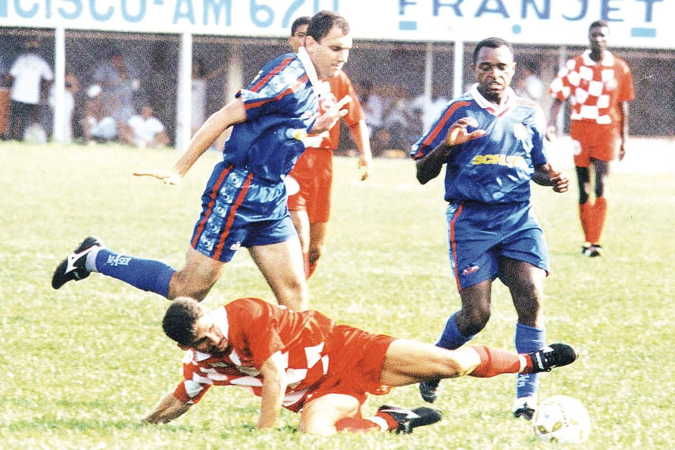 Elenco 1998.  Campeonato nacional, Clube, Esportes