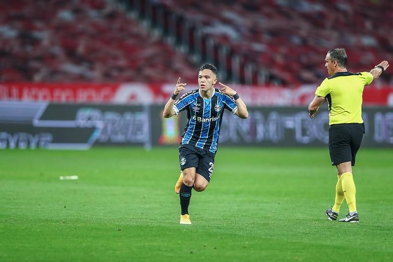 Seleção Chute Inicial é campeã de torneio internacional nos Estados Unidos