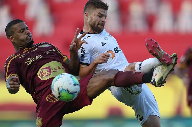 Jogo do galo e a força 2 em 1, Outros jogos