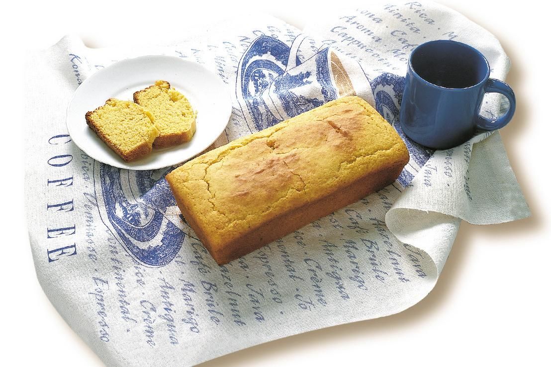 Lanche da manhã: aprenda como fazer bolo de pão de mel em 1h