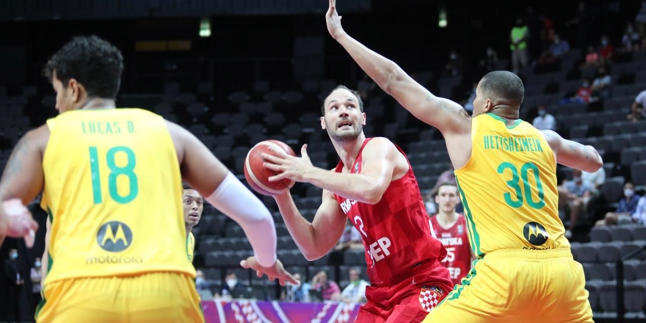 Novo técnico do Brasil convoca Varejão, Georginho e um da NBA em