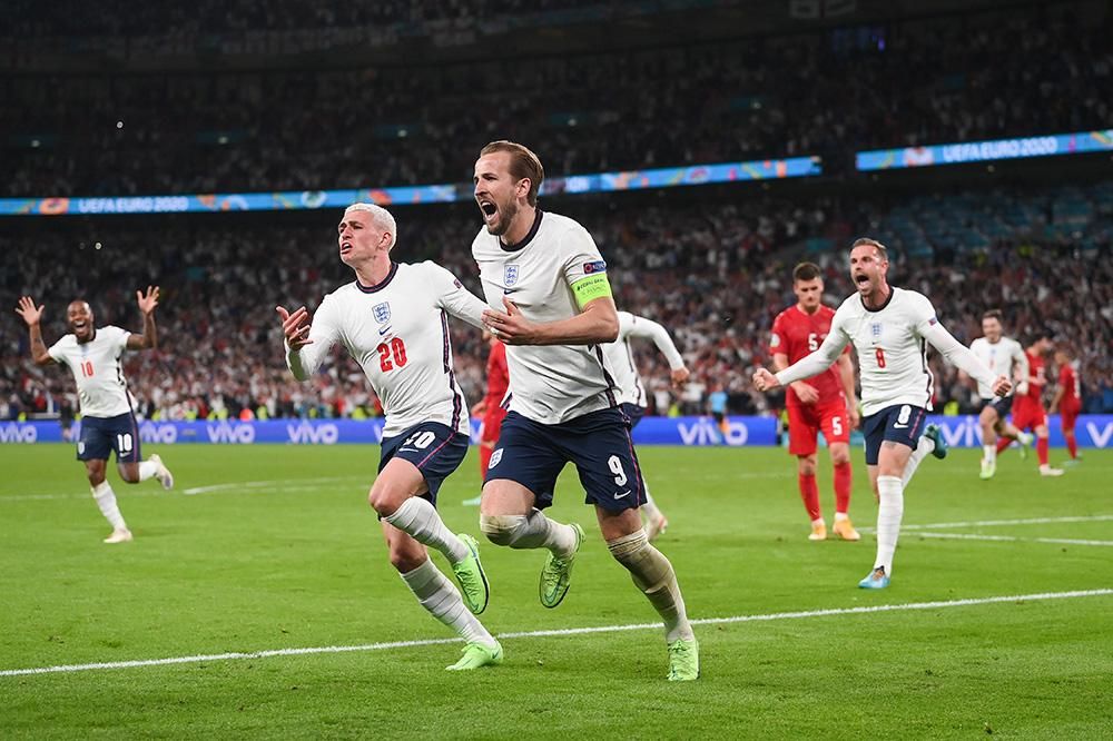 França e Inglaterra vencem e farão confronto inédito nas quartas