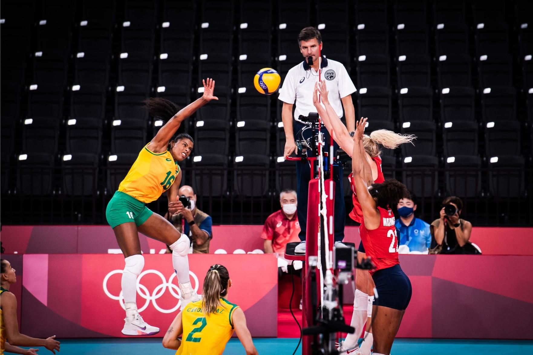 Renovado, Brasil volta à final do Mundial de vôlei feminino neste