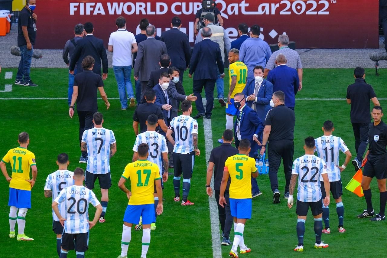 FIFA 18 - 10 promessas argentinas para contratar no Modo Carreira