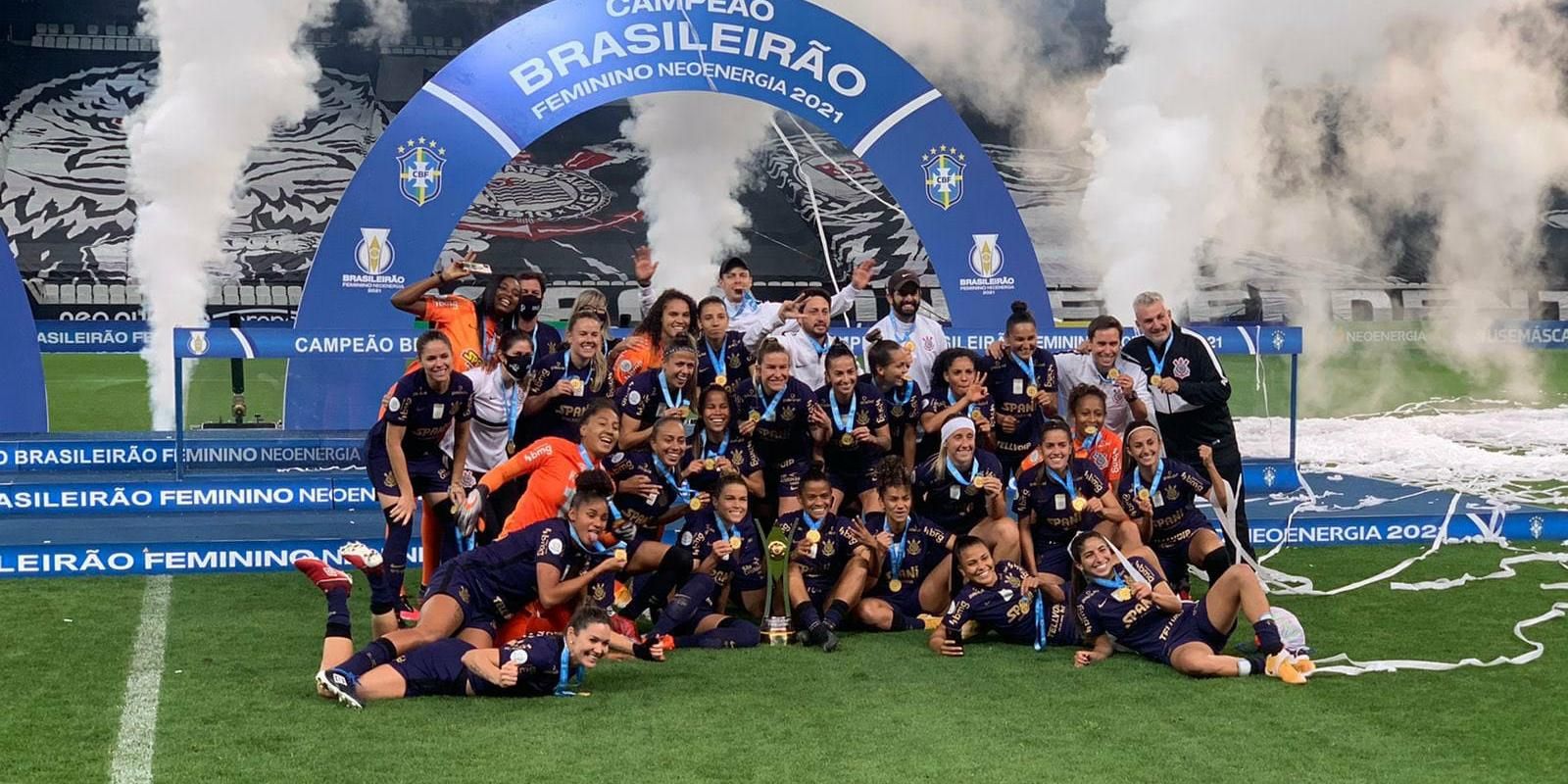 CBF mantém fórmula do Brasileiro Feminino com 4 rebaixados e pausa para  Copa