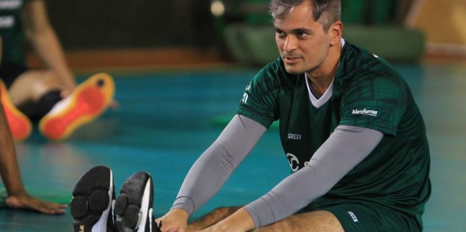 Menor da Superliga, Rogerinho vira mascote do Vôlei Taubaté na busca pelo  bicampeonato, vôlei