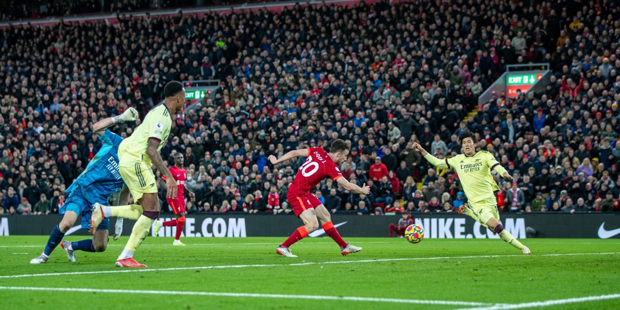 Inglês: Fulham arranca empate contra o Arsenal no retorno de Gabriel Jesus