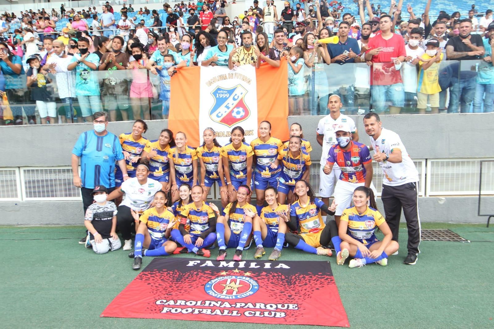 Esportes futebol competitivo futebol festa de duas pessoas luta