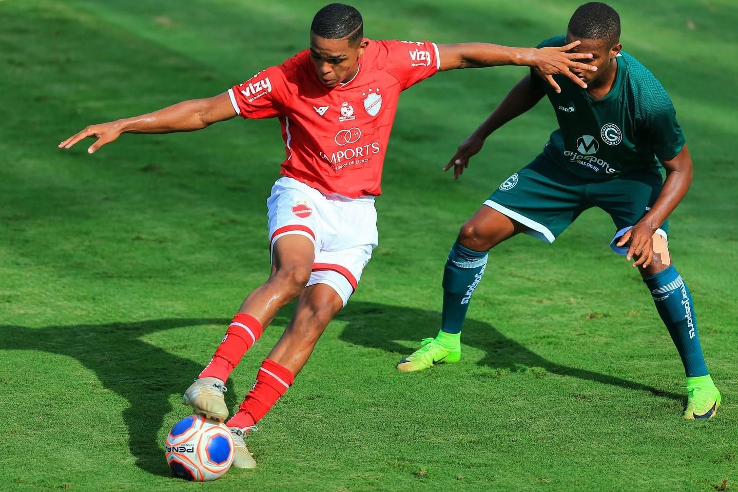 Com empate, Vila Nova aumenta jejum de vitórias no Serra Dourada