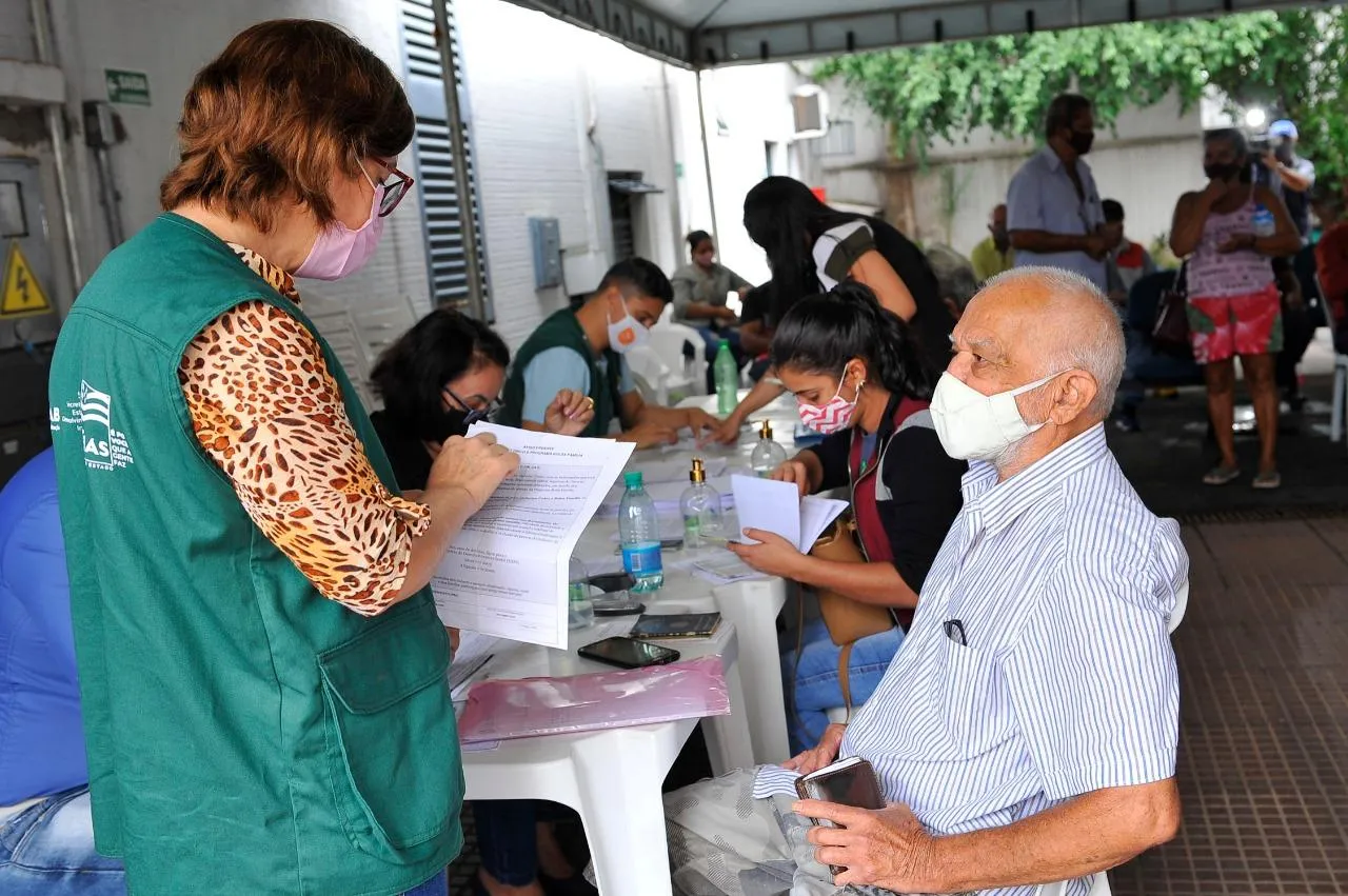 Entrega de cartões do programa Aluguel Social começam nesta terça (28), em  Goiânia e Aparecida | O Popular