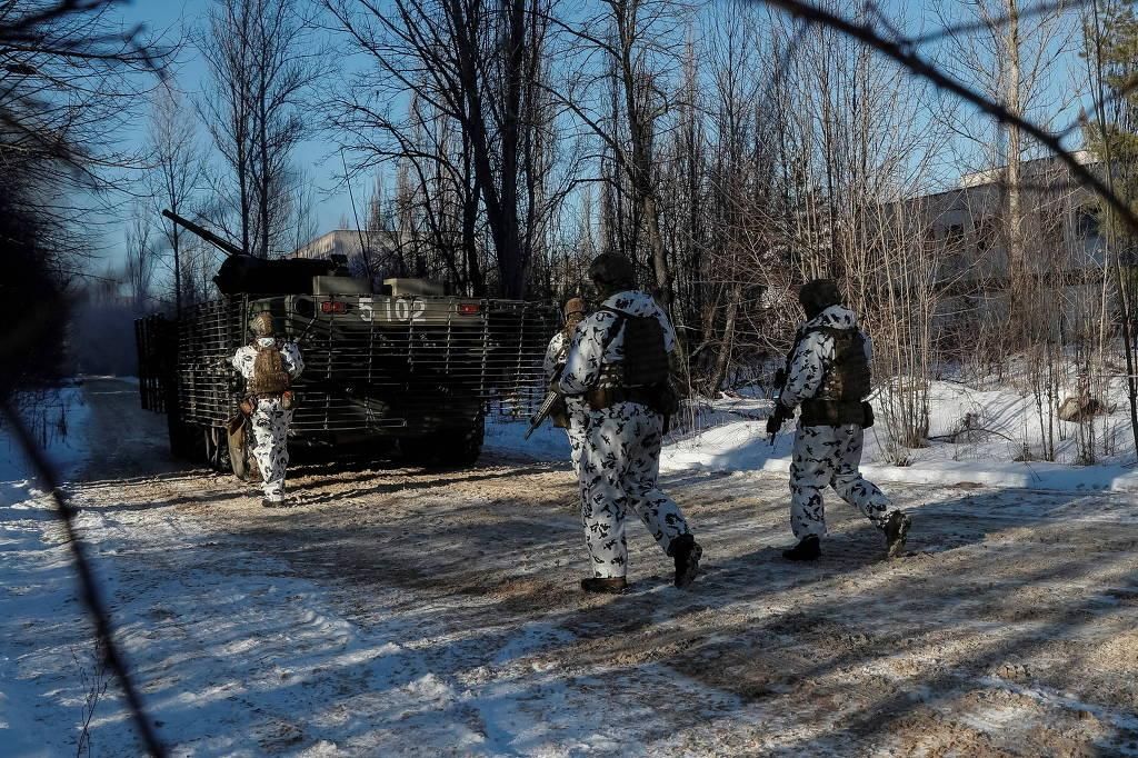 EUA prometem entregar à Ucrânia meios de defesa antiaérea, mas só