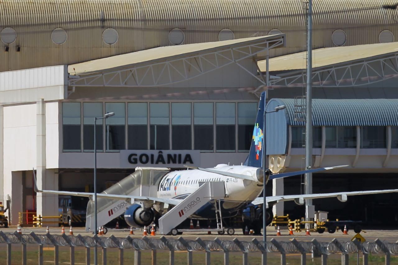 Azul faz 15 anos, anuncia compra de aviões e critica preço dos combustíveis