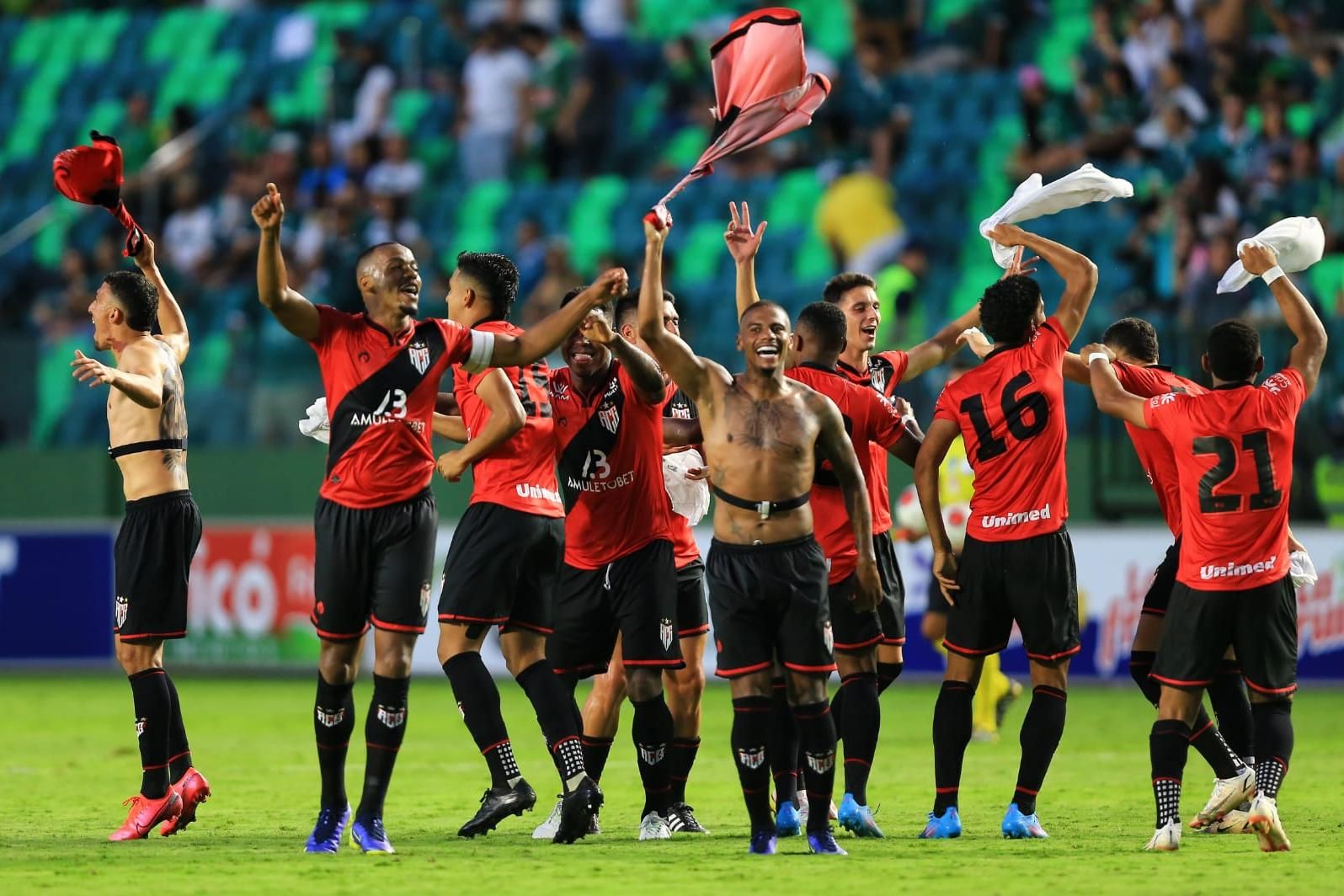 Souza e Amigos Futebol Clube comemora aniversário com festa no