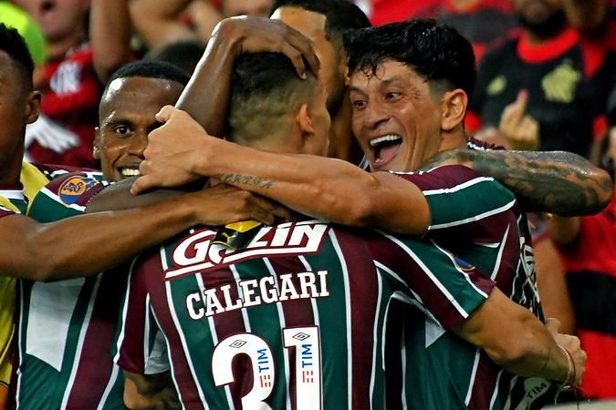 Fluminense goleia o Flamengo e é bicampeão carioca — Fluminense