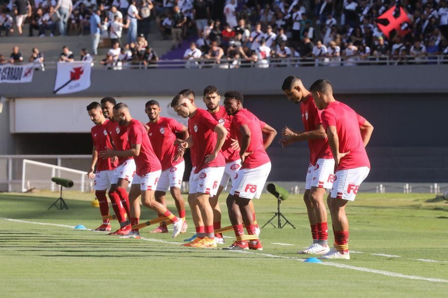 CBF publica classificação da Série B com dois times do Vasco, um na 4ª e  outro na 21ª colocação; veja