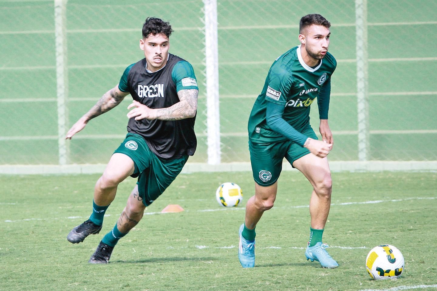 Após cinco semanas fora, Lucas Cardoso retorna aos treinos no Guarani